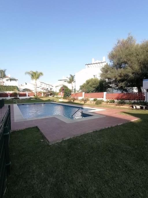 Studio Paris Apartment Estepona Exterior photo